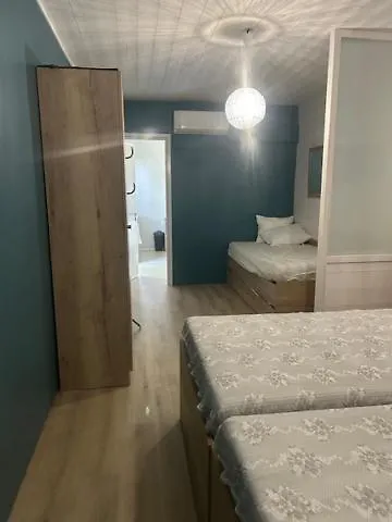 Kemping Camping De Bernadou - Le Lodge Villemur-sur-Tarn Franciaország